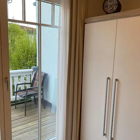 Strandstrasse-32-app-41 Apartment Kuehlungsborn